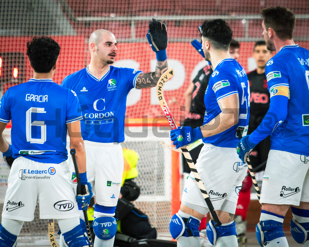 No regresso a uma casa que já foi sua, o português Tomás Cardoso fez o golo que levou o jogo empatado para o intervalo.