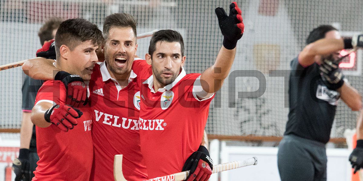 Benfica triunfa e segue no pelotão da frente