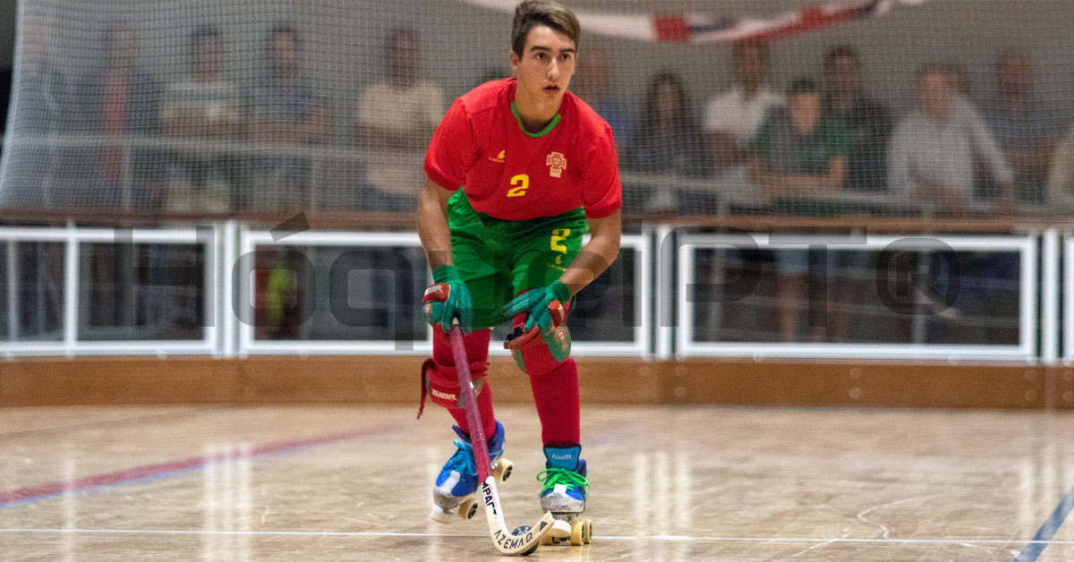 Espanha e Portugal vencem e lideram na fase final