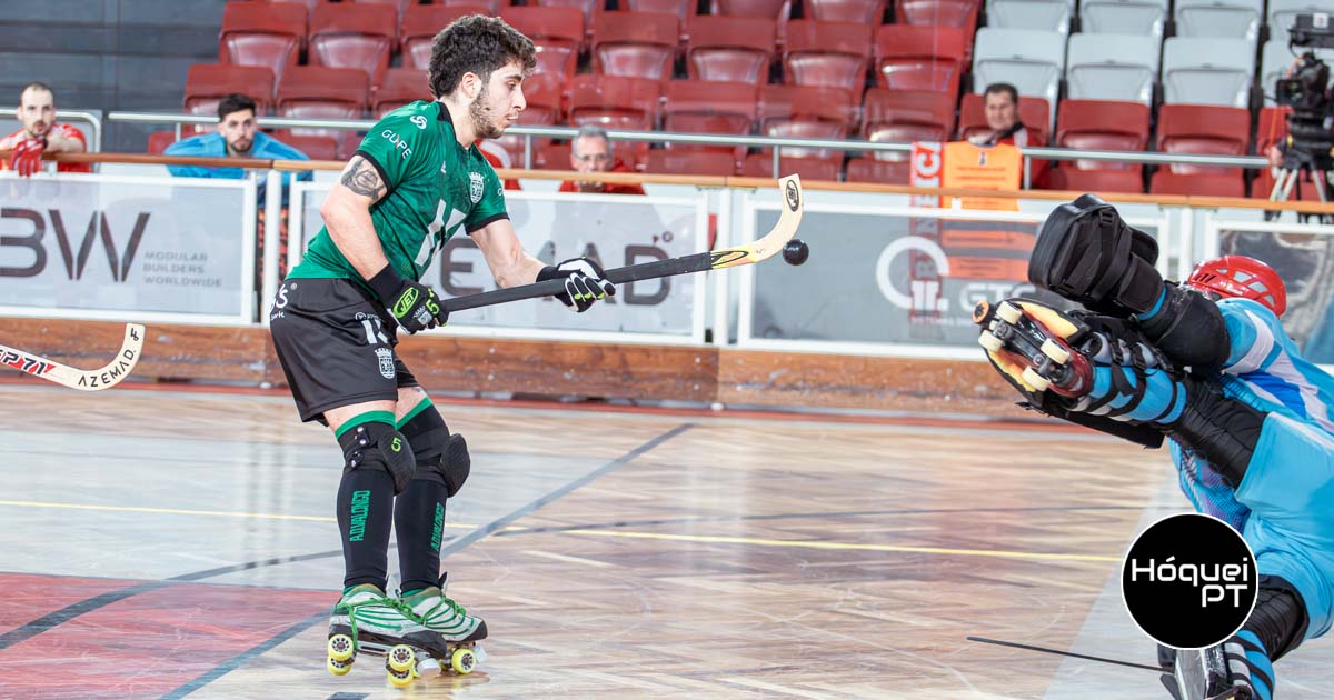 Miguel Moura de saída do Valongo