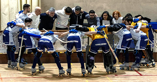 Póvoa conquista última vaga na I Divisão