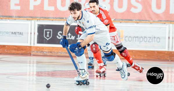 Tato 'leva' dois jogos e falha Clássico