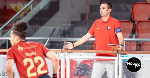 Muita gente na 'luta' e um jogo que nunca mais acaba